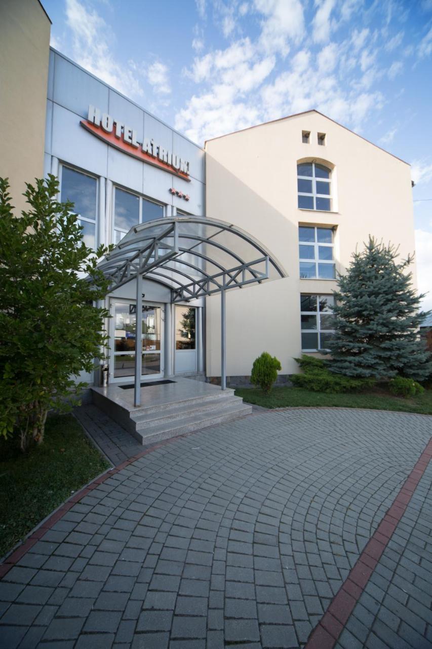 Hotel Atrium Tîrgu Secuiesc Dış mekan fotoğraf